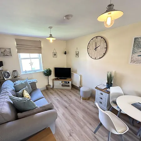 Starfish Shack - Part Of The The Bay Village With Pool, Gym And Direct Access, Pub, Restaurant, Tennis And Meadows Walks Casa vacanze *