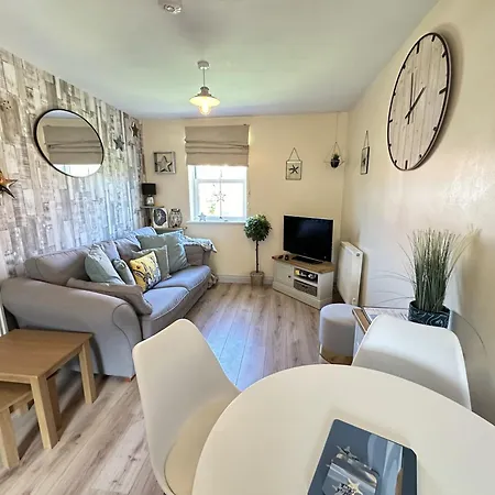 Hébergement de vacances Starfish Shack - Part Of The The Bay Village With Pool, Gym And Direct Access, Pub, Restaurant, Tennis And Meadows Walks Filey